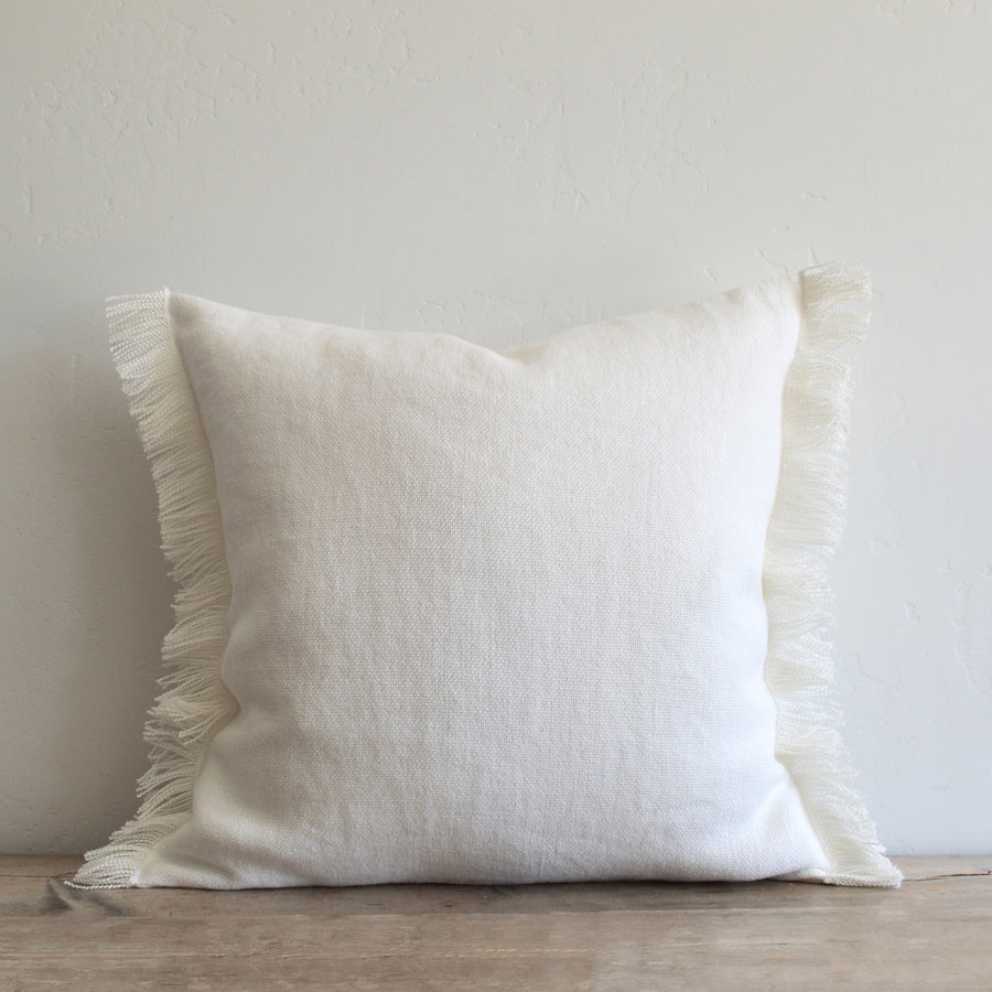 WHITE BELGIAN LINEN FRINGE 22"x22"