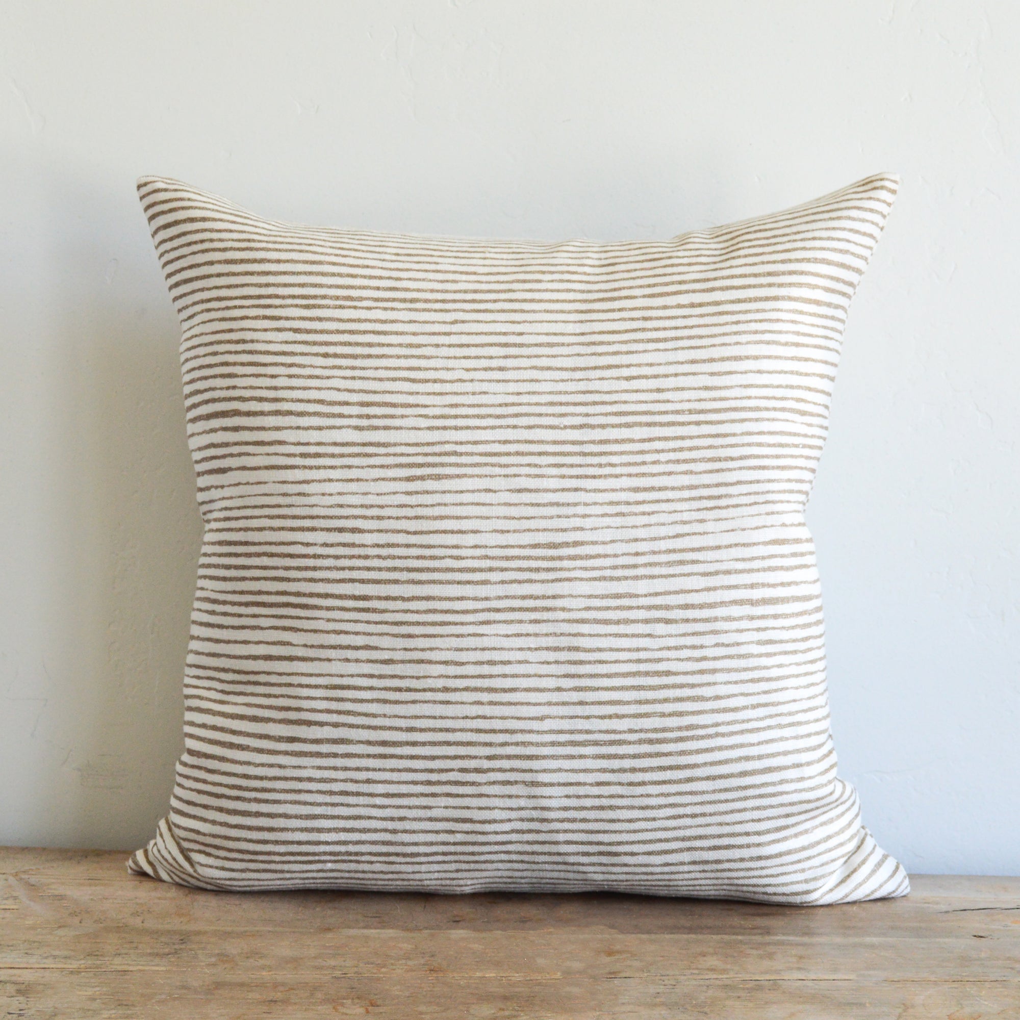 WAVES / BLEACHED OAK