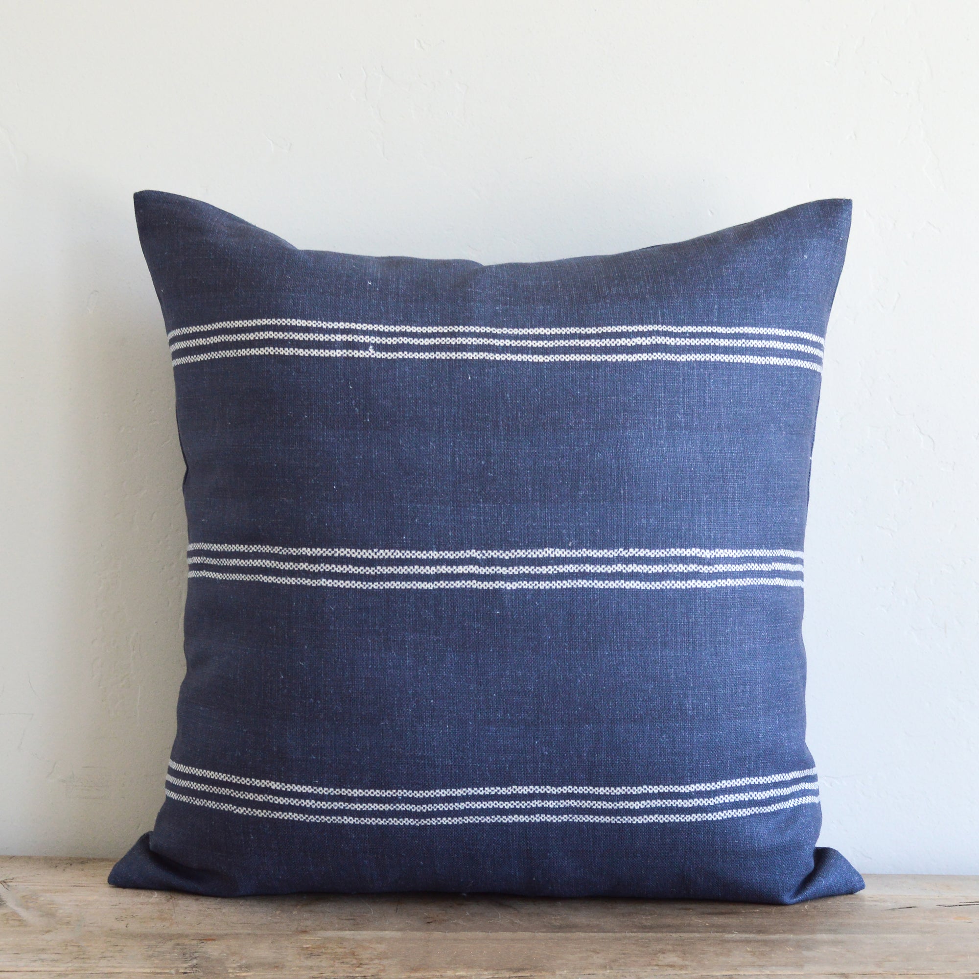 HENRY STRIPE  / NAVY BLUE