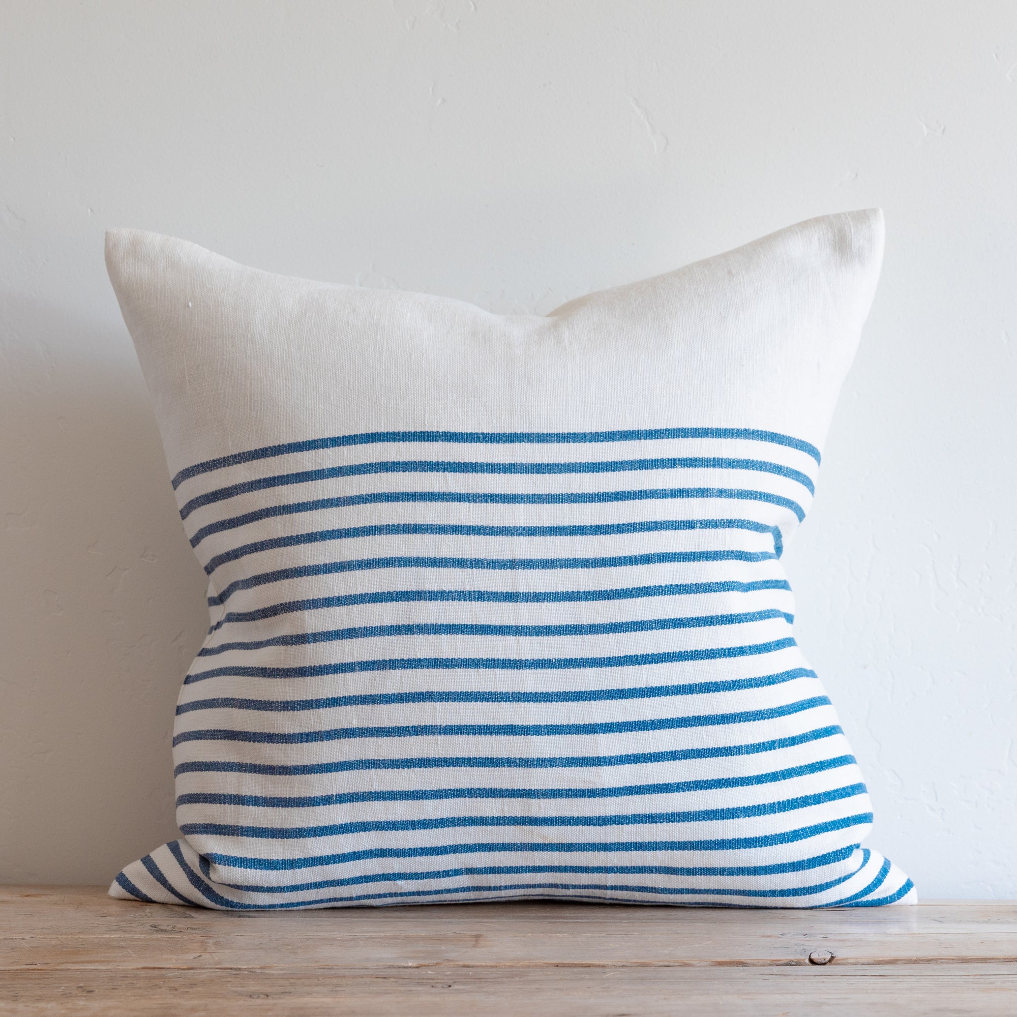 THREE QUARTER STRIPE / FRENCH BLUE