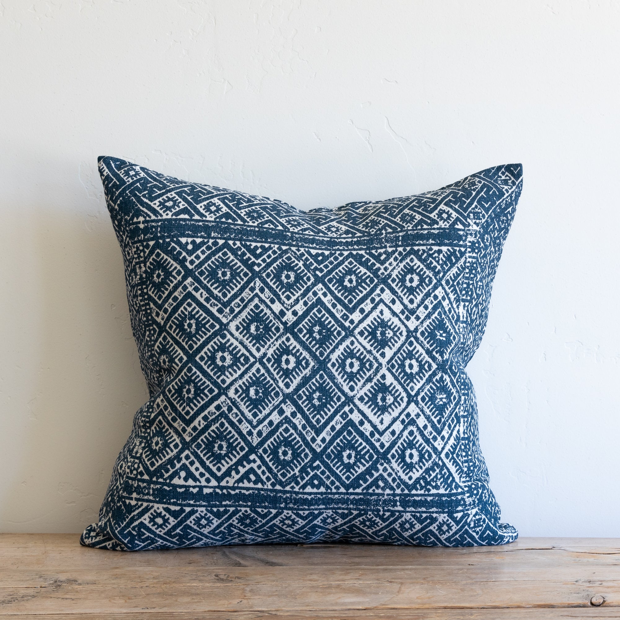 LABYRINTH / DENIM BLUE