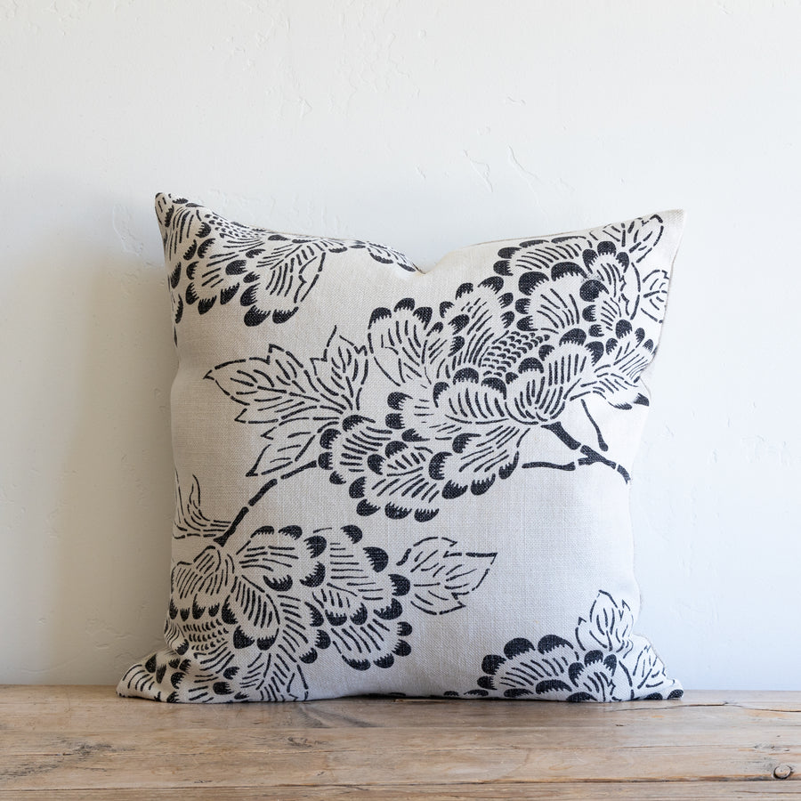 PEONY / CHARCOAL ON NATURAL