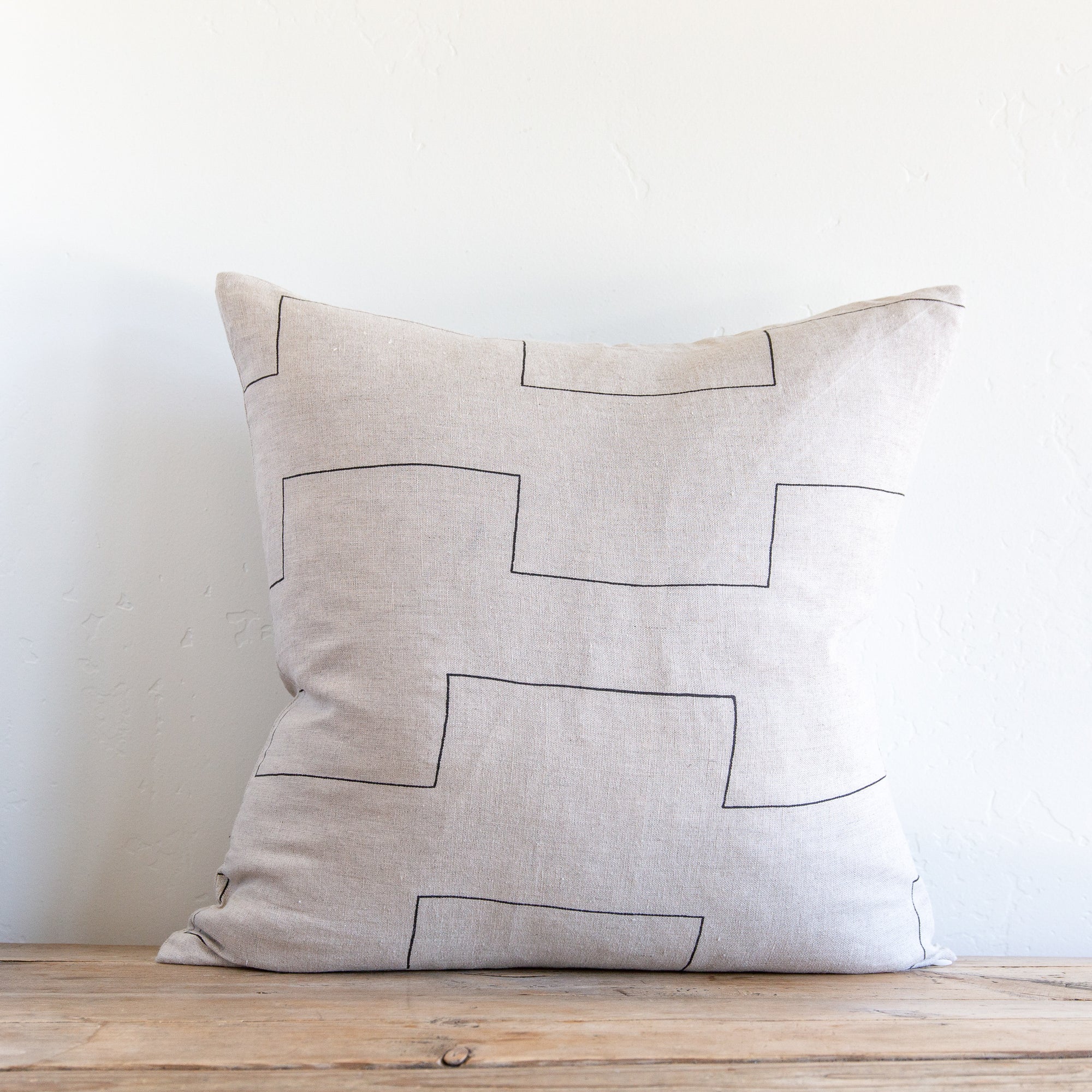 HARBOR LIGHT ON NATURAL - Sugar Feather