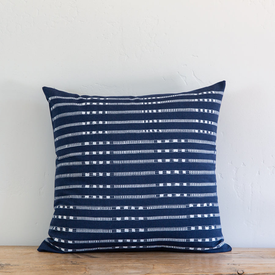 OUTDOOR BELMONT DARK - Sugar Feather